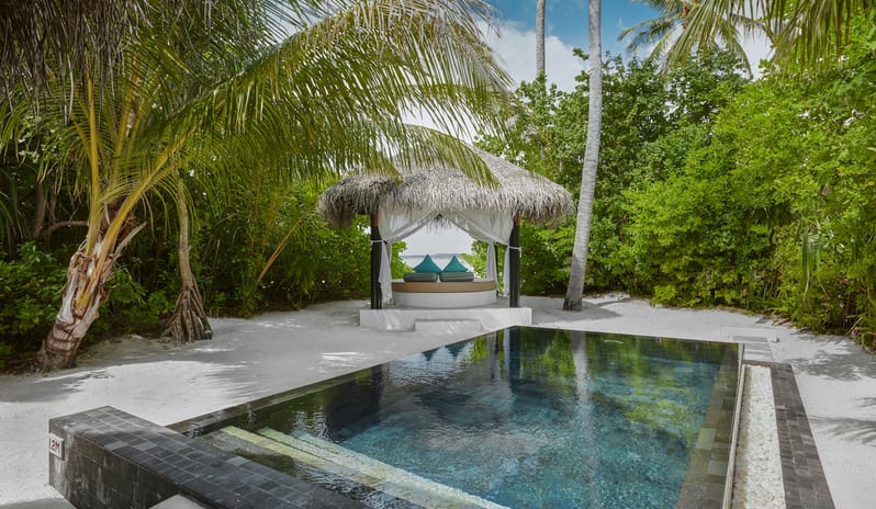 SSIF Deluxe Beach Villa Pool-6